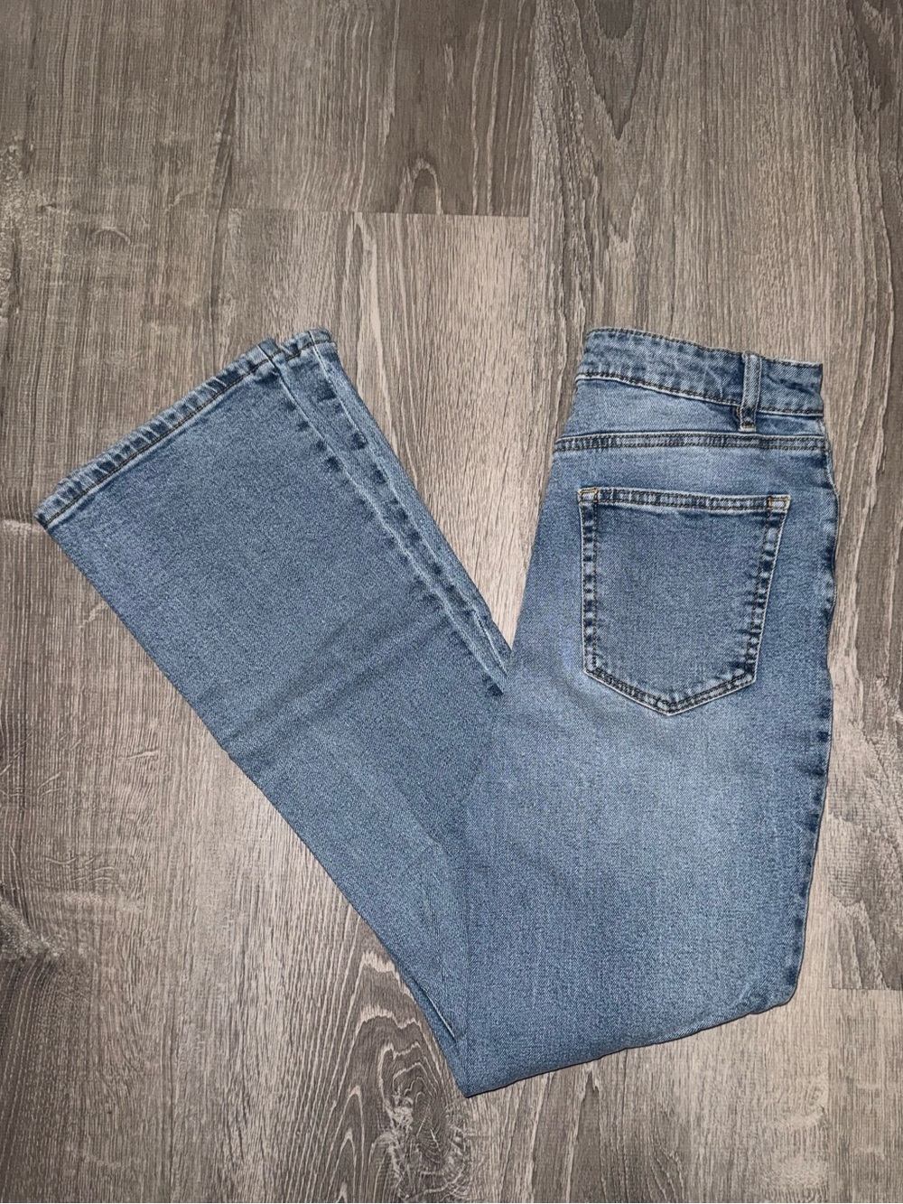Dex Bootcut Jeans – Size 28 – Medium Wash – Like New